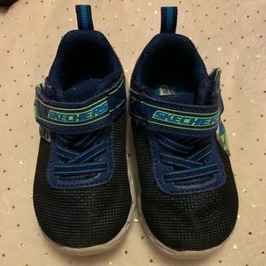 Toddler boy Skechers shoes
